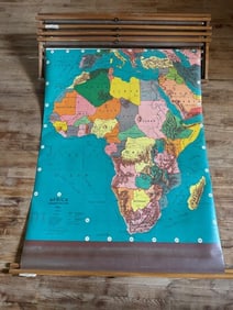 ANTIQUE CLASSROOM PULL-DOWN MAP CASE WITH 6 MAPS WEBER COSTELLO VINTAGE GEOGRAPHY