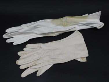 MIXED GLOVES VINTAGE ACCESSORY