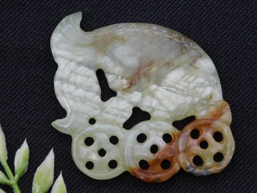 CARVED JADE STATUE ROCK STONE LAPIDARY SPECIMEN