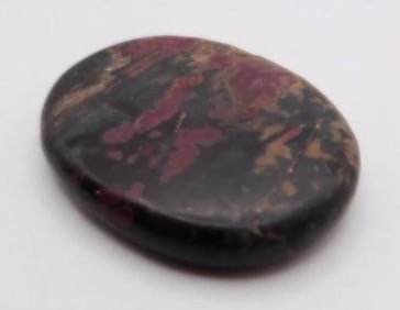 NETWORK JASPER ROCK STONE LAPIDARY SPECIMEN