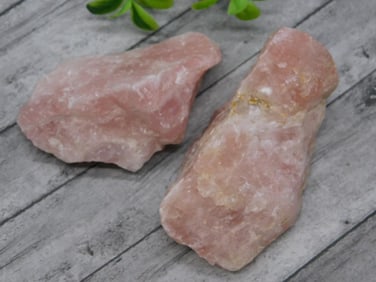 ROSE QUARTZ ROCK STONE LAPIDARY SPECIMEN