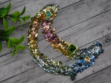 BISMUTH CRESCENT MOON ROCK STONE LAPIDARY SPECIMEN