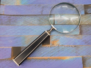 MAGNIFYING GLASS VINTAGE ANTIQUE