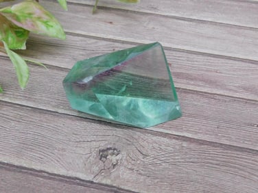 Green Fluorite Crystal Mineral Specimen 82g ROCK STONE LAPIDARY SPECIMEN