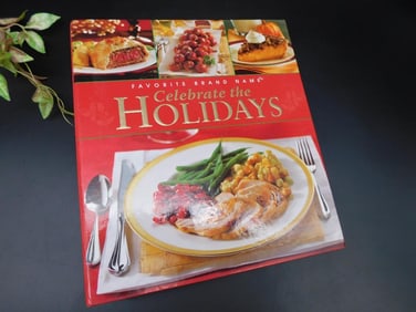 Favorite Brand Name Celebrate the Holidays Cookbook