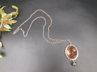 Silver Chain Necklace With Large Pendant