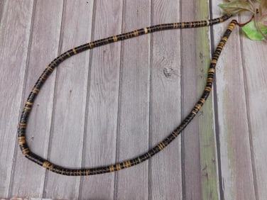 Black and Brown Beaded Necklace With Disk-Shaped Beads