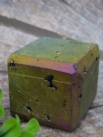 DRUZY TITANIUM CUBE ROCK STONE LAPIDARY SPECIMEN