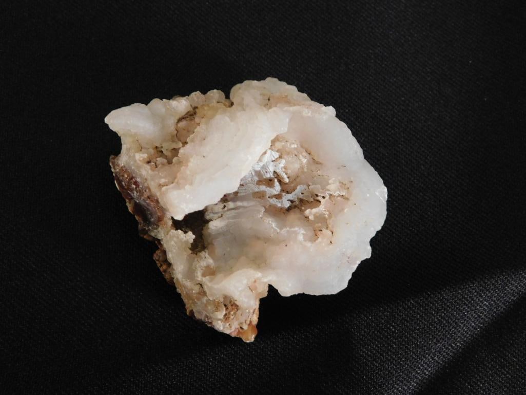 FIRE AGATE ROCK STONE LAPIDARY SPECIMEN: FIRE AGATE ROCK STONE LAPIDARY SPECIMEN