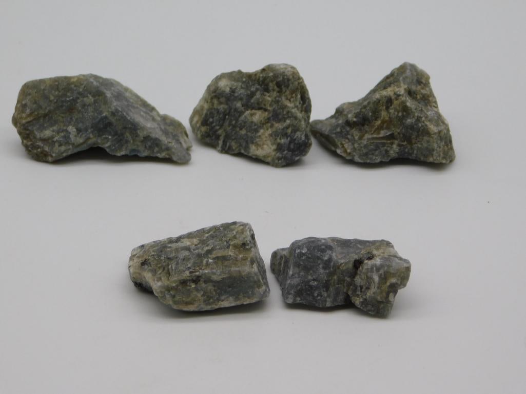 LABRADORITE ROCK STONE LAPIDARY SPECIMEN: LABRADORITE ROCK STONE LAPIDARY SPECIMEN