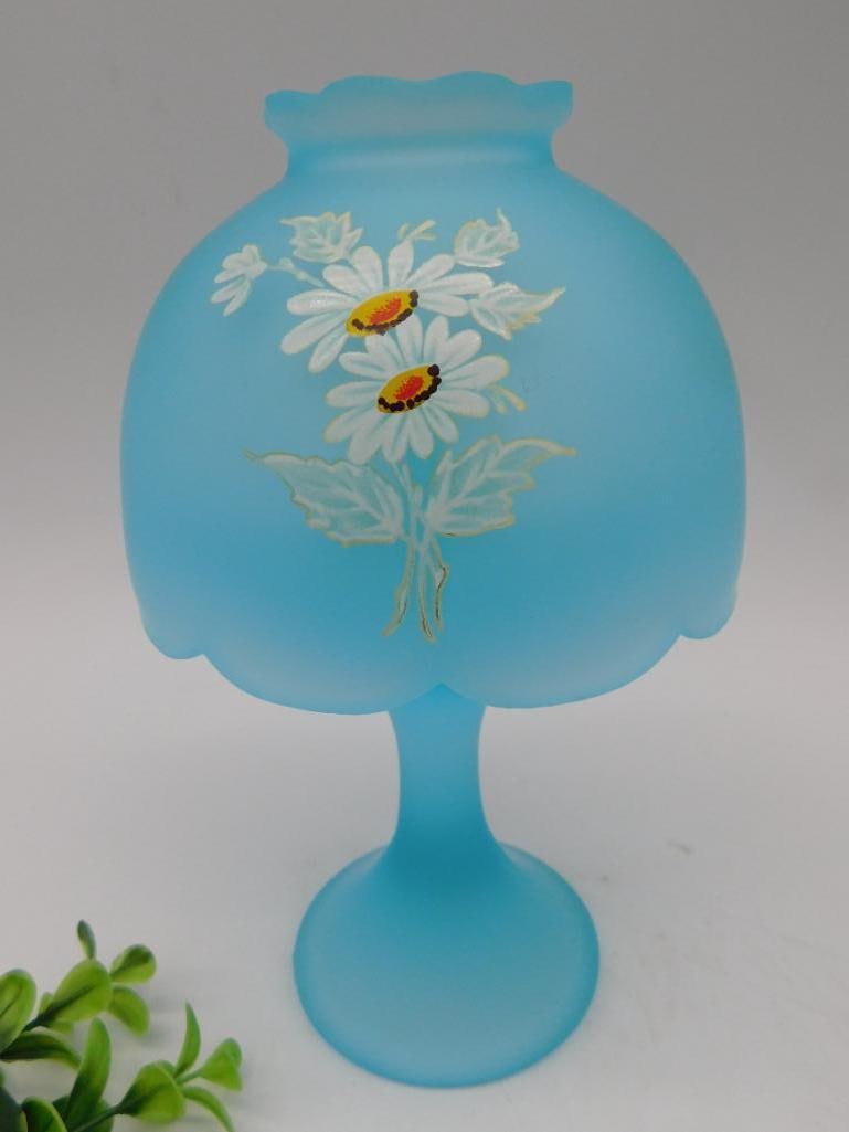 WESTMORELAND BLUE FROSTED LAMP VINTAGE ANTIQUE: WESTMORELAND BLUE FROSTED LAMP VINTAGE ANTIQUE