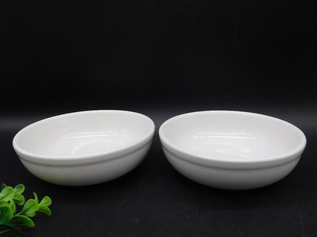 WHITE BOWLS SET OF 2 VINTAGE ANTIQUE: WHITE BOWLS SET OF 2 VINTAGE ANTIQUE