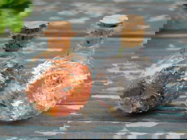 SILVER AND COPPER FLAKES IN BOTTLES ROCK STONE LAPIDARY SPECIMEN