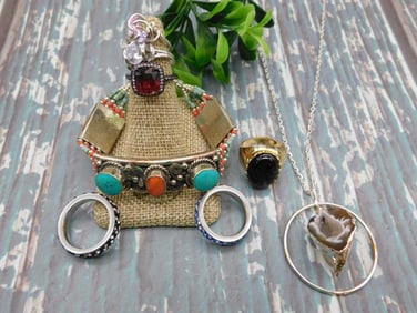 MIXED JEWELRY LOT ROCK STONE LAPIDARY SPECIMEN