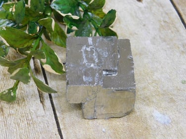 NATURAL FORMATION PYRITE CUBE ROCK STONE LAPIDARY SPECIMEN