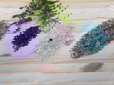 AQUAMARINE GARNET AND AMETHYST ROCK STONE LAPIDARY SPECIMEN