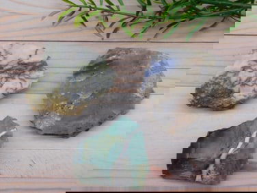 MIXED LOT ROCK STONE LAPIDARY SPECIMEN