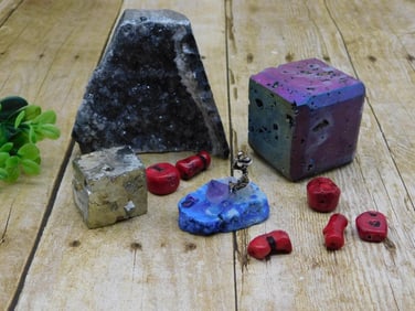 MIXED LOT ROCK STONE LAPIDARY SPECIMEN