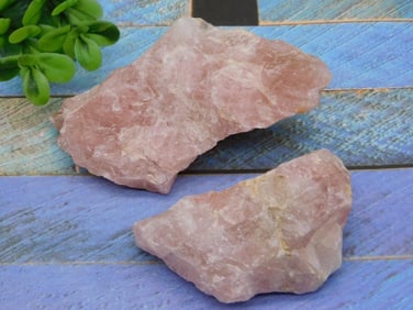 ROSE QUARTZ ROCK STONE LAPIDARY SPECIMEN