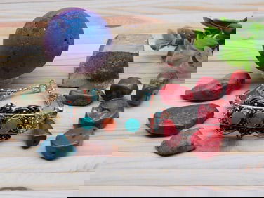 MIXED LOT ROCK STONE LAPIDARY SPECIMEN