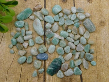 CHRYSOPRASE ROCK STONE LAPIDARY SPECIMEN