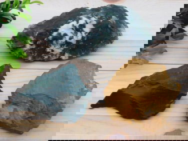 MIXED LOT ROCK STONE LAPIDARY SPECIMEN