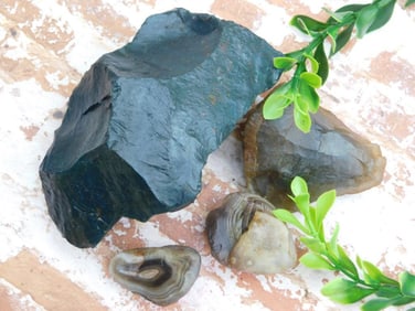 MIXED LOT ROCK STONE LAPIDARY SPECIMEN