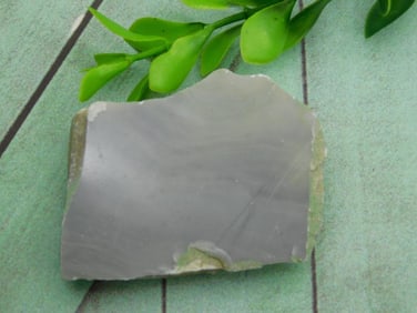 ROCK STONE LAPIDARY SPECIMEN