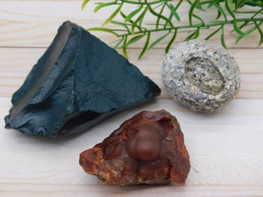 MIXED LOT ROCK STONE LAPIDARY SPECIMEN