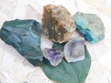 MIXED LOT ROCK STONE LAPIDARY SPECIMEN