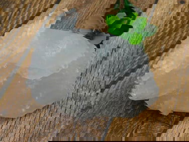 QUARTZ ROCK STONE LAPIDARY SPECIMEN