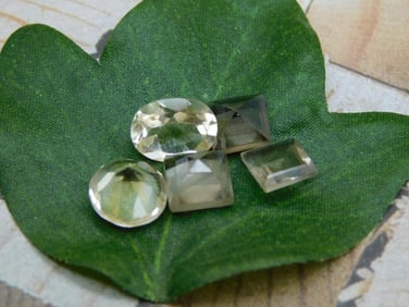 MIXED GEMSTONE ROCK STONE LAPIDARY SPECIMEN