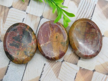 NETWORK JASPER ROCK STONE LAPIDARY SPECIMEN