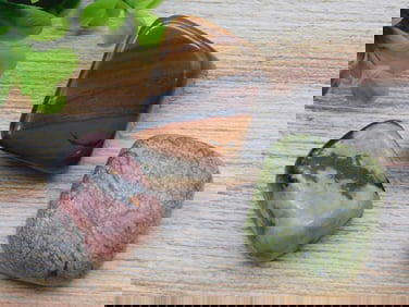 MIXED LOT ROCK STONE LAPIDARY SPECIMEN