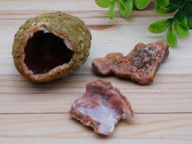 CAVE GEODE ROCK STONE LAPIDARY SPECIMEN