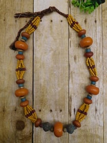 AFRICAN TRADE BEADS ROCK STONE LAPIDARY SPECIMEN