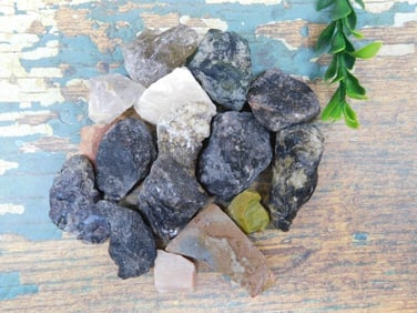 MIXED ROUGH ROCK ROCK STONE LAPIDARY SPECIMEN