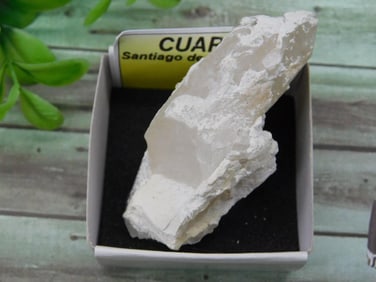 CUARZO ROCK STONE LAPIDARY SPECIMEN