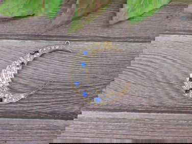 CRESCENT MOON PENDANT