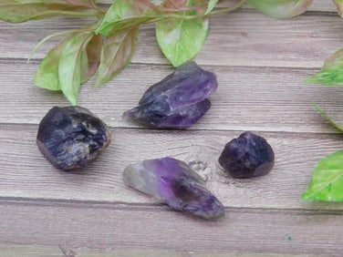 AMETHYST ROCK STONE LAPIDARY SPECIMEN