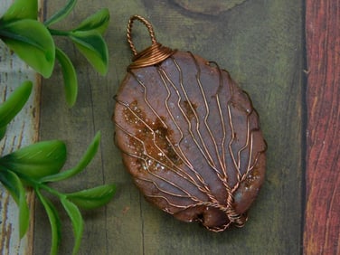 DRUZY LAVA ROCK PENDANT ROCK STONE LAPIDARY SPECIMEN