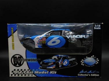 1:18 Motorworks Mark Martin Die-Cast Model Kit NIB