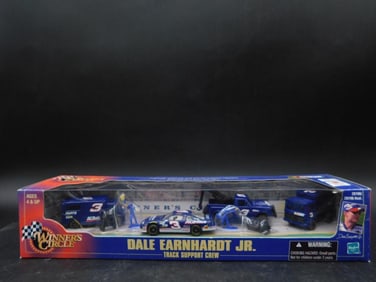 Dale Earnhardt Jr. Winners Circle Track Support Crew Set