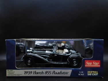 1939 Horch 855 Roadster 1:18 Scale Die-Cast Model