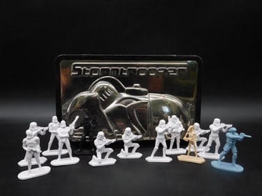 Stormtrooper Tin Set with Miniature Figures