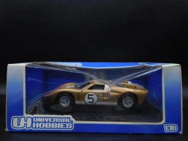 Universal Hobbies Ford GT40 Le Mans 1966 1:18 Model