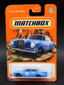 Matchbox ?62 Mercedes-Benz 220 SE, Carded, No. 68