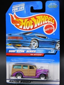 Hot Wheels Surf N Fun Series 40s Woodie Die-Cast Car