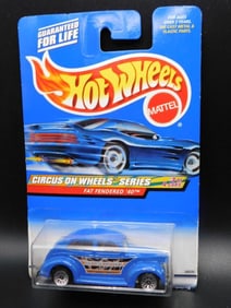 Hot Wheels Circus on Wheels Blue Diecast Car