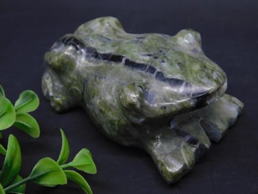 STONE FROG ROCK STONE LAPIDARY SPECIMEN
